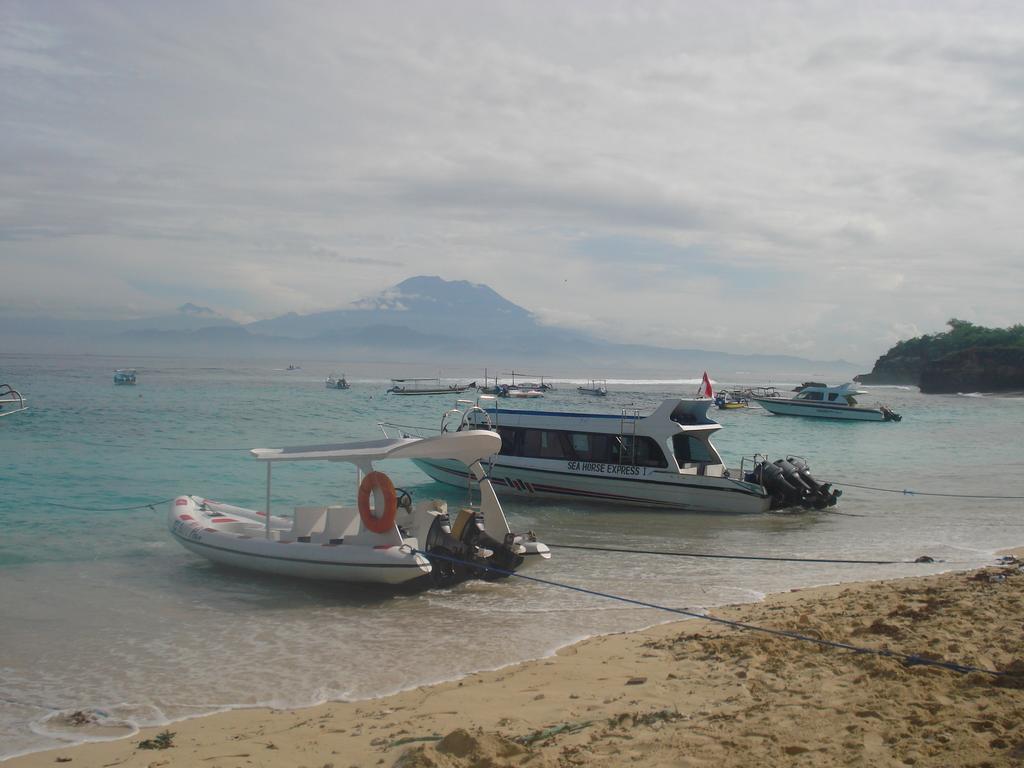 Perdana Homestay Lembongan Esterno foto